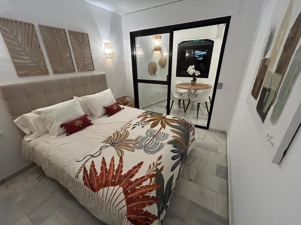מארבלה Nomad Stays Milos Y Bali מראה חיצוני תמונה