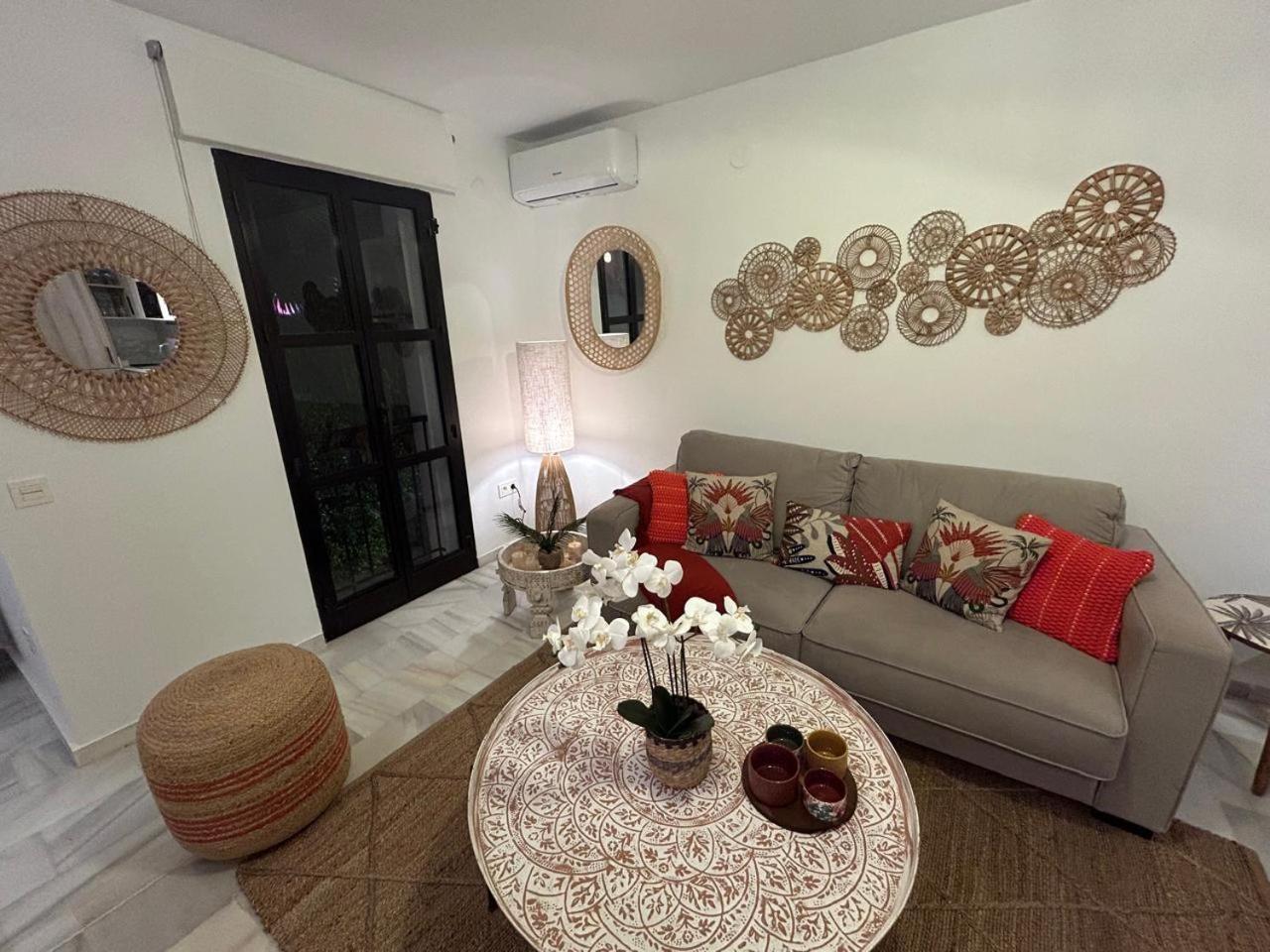מארבלה Nomad Stays Milos Y Bali מראה חיצוני תמונה